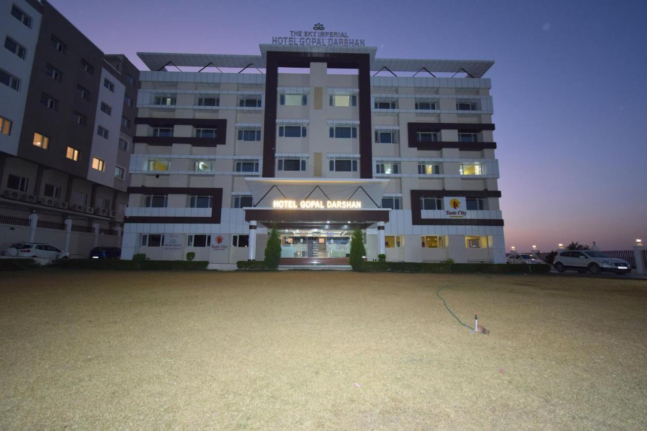 The Sky Imperial- Hotel Gopal Darshan Nāthdwāra Esterno foto